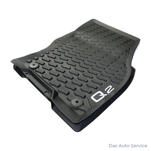 [81B061501  041] Audi Q2 сезонни стелки, предни